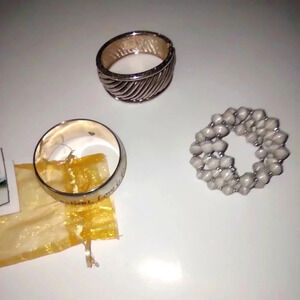 Trades of Hope Corinthians Bangle, Trades of Hope gray beaded bracelet.